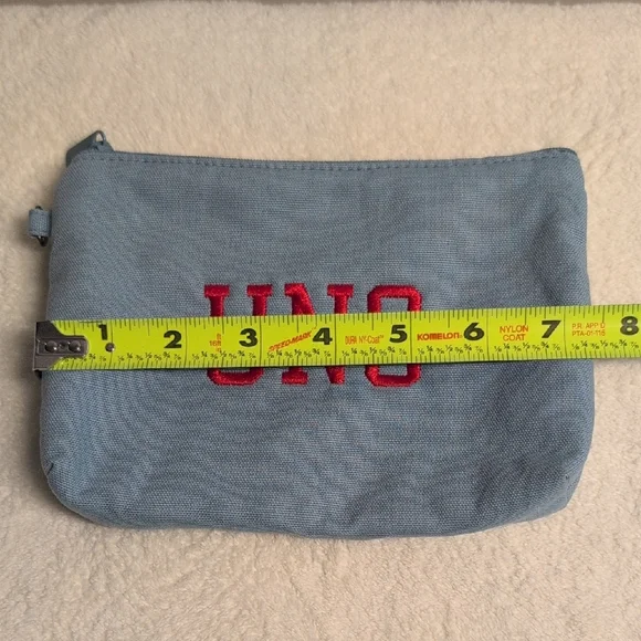 Thirty One Blue Embroidered Women's  Cosmetic Bags - Picture 9 of 12